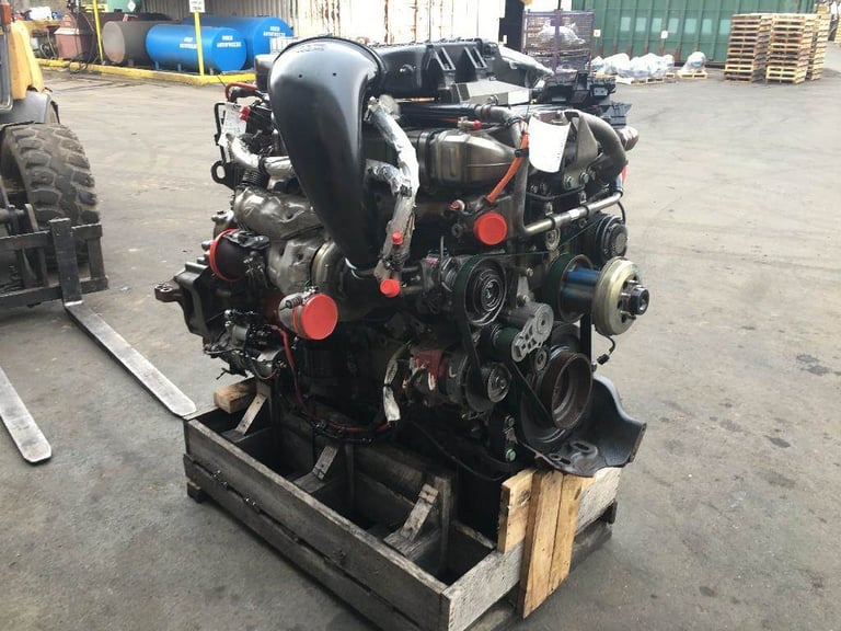 2016 Detroit DD15 Engine for a Freightliner CASCADIA