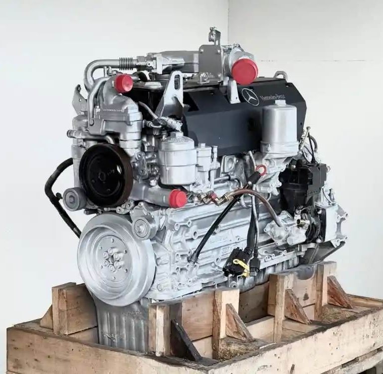 Mercedes-Benz OM926LA Engine for a 2006 Freightliner M2 106