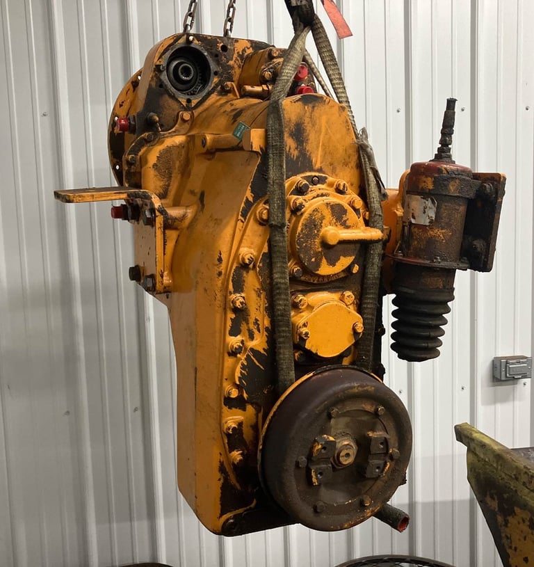 1998 Hyundai HL750TM Transmission